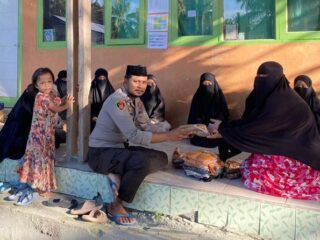 Da'i Kamtibmas Polres Tojo Unauna Kunjungi Pondok Pesantren Putri Madarisul Quran, Berikan Pesan Kamtibmas dan Sarana Kontak