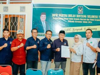 Diwakili Sekwil Nasdem Sulteng, Ahmad Ali Kembalikan Formulir Pendaftaran Calon Gubernur di DPW PBB