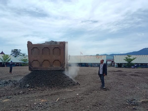 PT GNI Perbaiki dan Tingkatkan Fasilitas Sekolah SMPN 3 dan SDN 2 Bunta